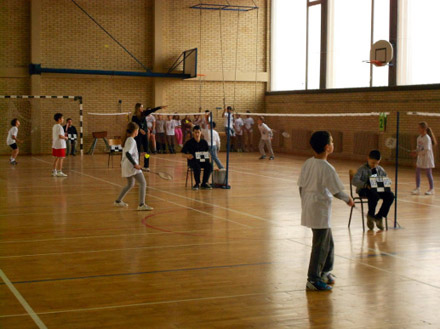 Održan NIS školski badminton turnir 2012