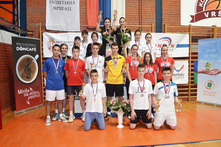 Održano prvenstvo Srbije u badmintonu za juniore 2014  